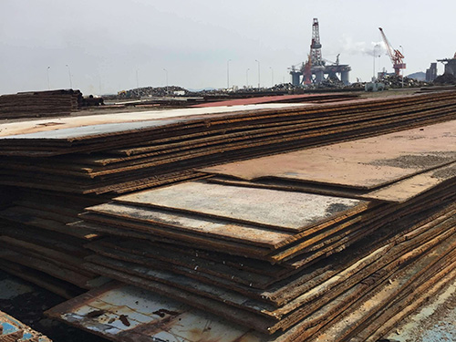 鋼板鋪路也是常見(jiàn)的一種鋪路方式，利用鋼板鋪路具有哪些意義？！